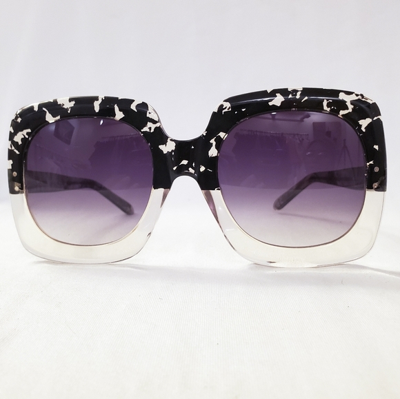 Marie - Darylynn EyeWear Luxury Italian Sunglasses - Picture 3 of 13